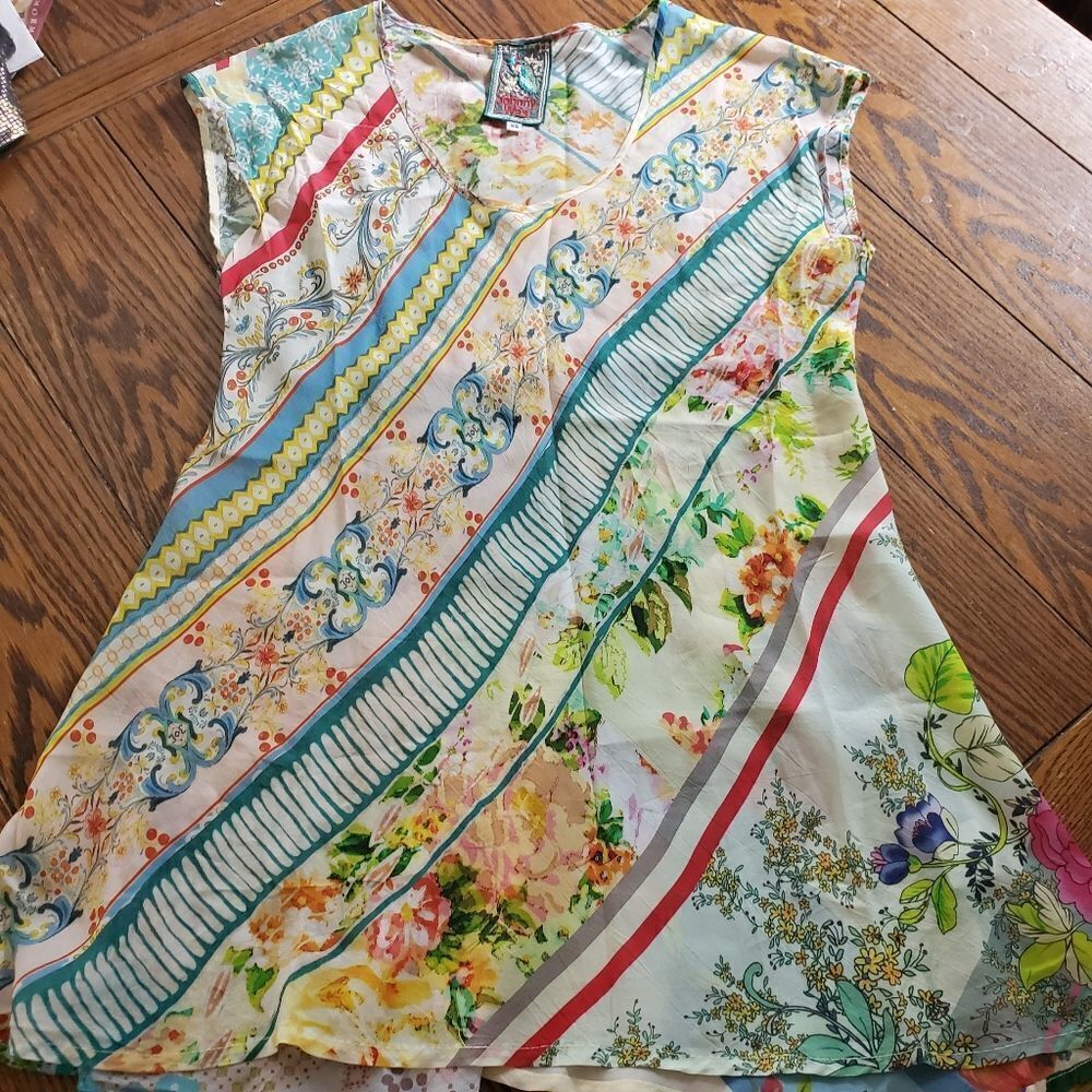 Johnny Was floral rayon tunic size XS
